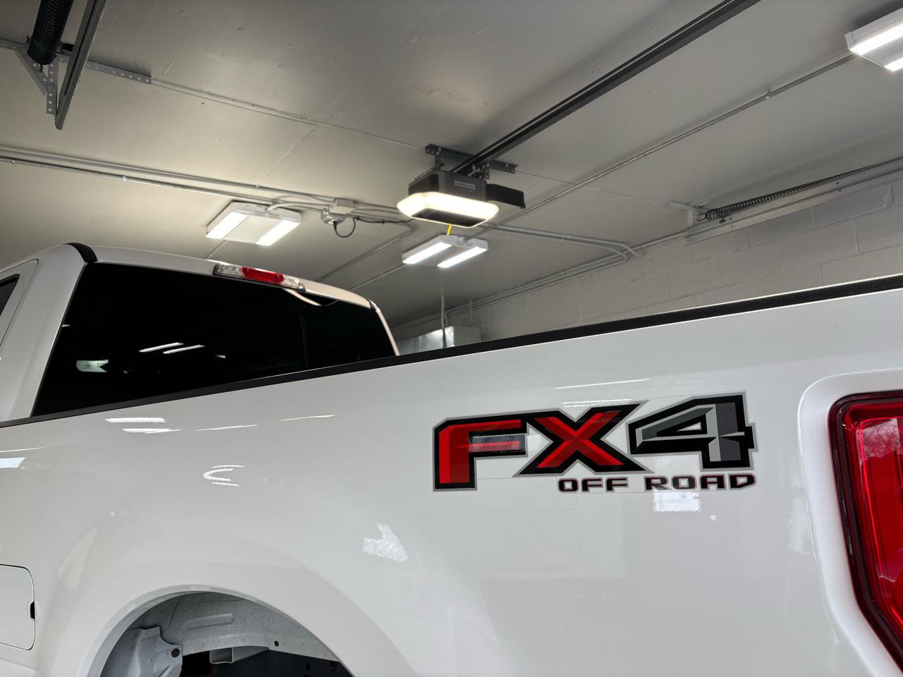 Used 2019 Ford F250 Lariat w/ Lariat Ultimate Package image 8