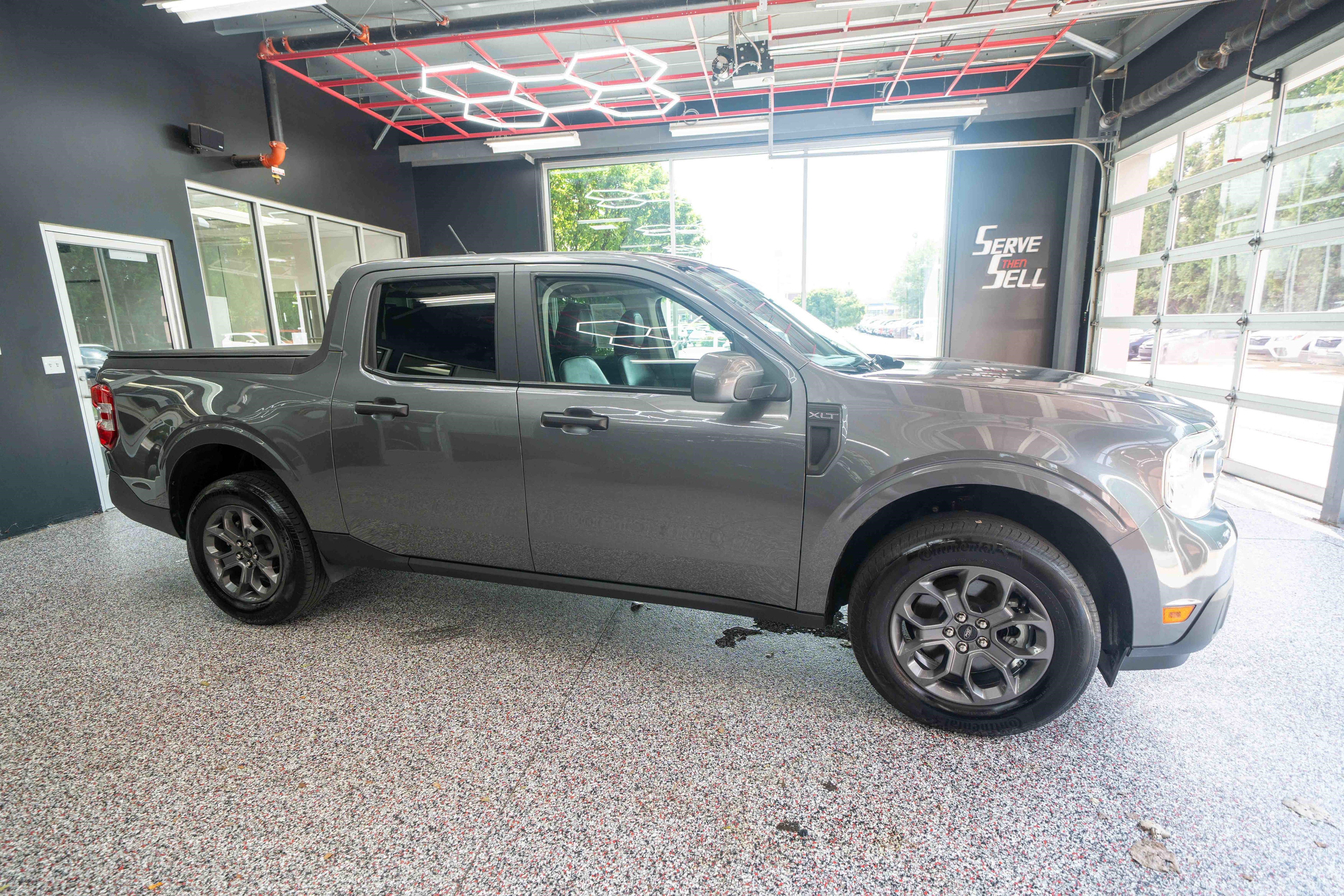 Used 2023 Ford Maverick XLT w/ XLT Luxury Package FWD image 5