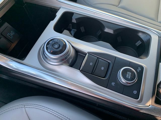 Used 2021 Ford Explorer XLT w/ Equipment Group 202A image 30