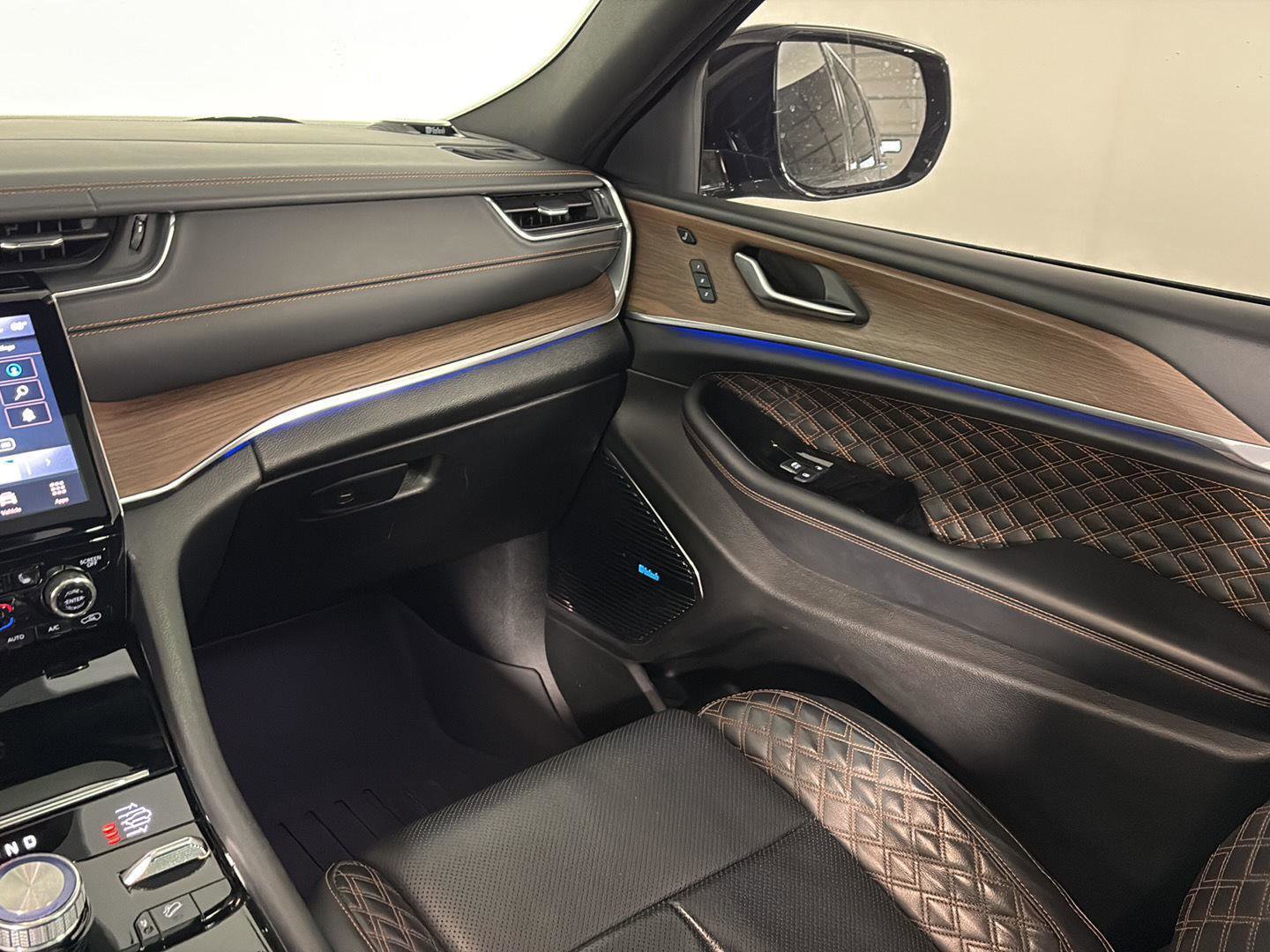 Used 2022 Jeep Grand Cherokee Summit w/ Advanced Protech Group IV image 45