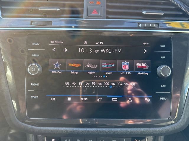 Used 2021 Volkswagen Tiguan SEL Premium R-Line image 17