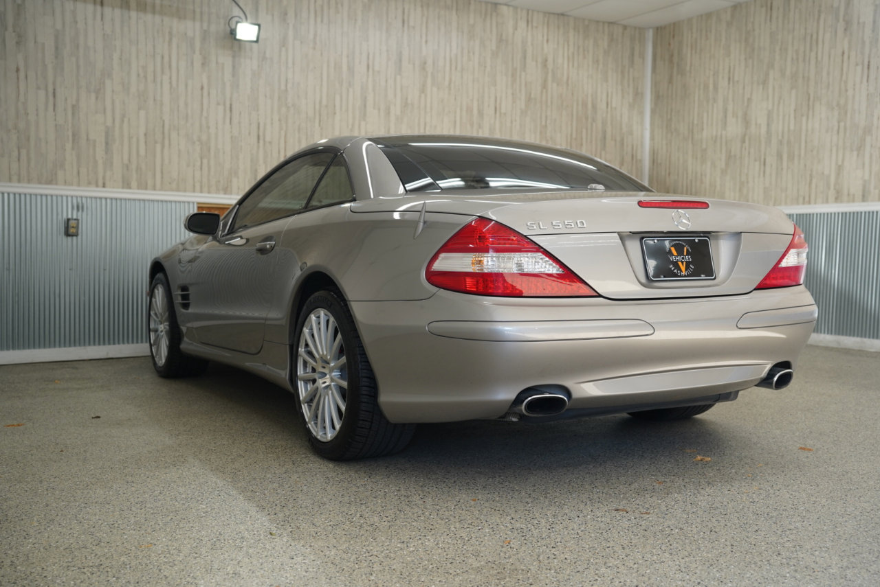 Used 2007 Mercedes-Benz SL 550 image 9