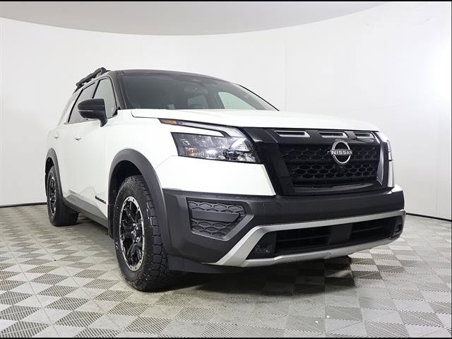 Used 2024 Nissan Pathfinder Rock Creek AWD/4WD image 2