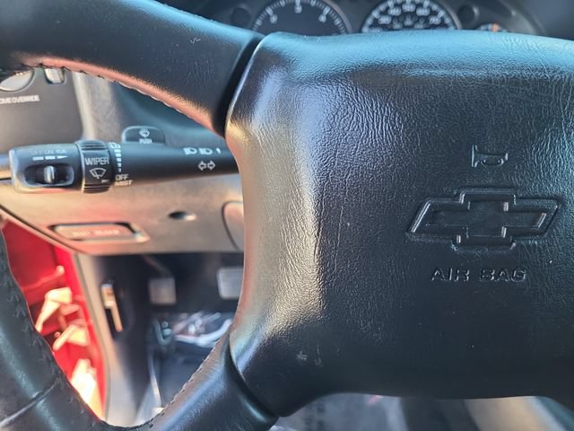 Used 2001 Chevrolet Blazer LS w/ Preferred Equipment Group AWD/4WD image 26