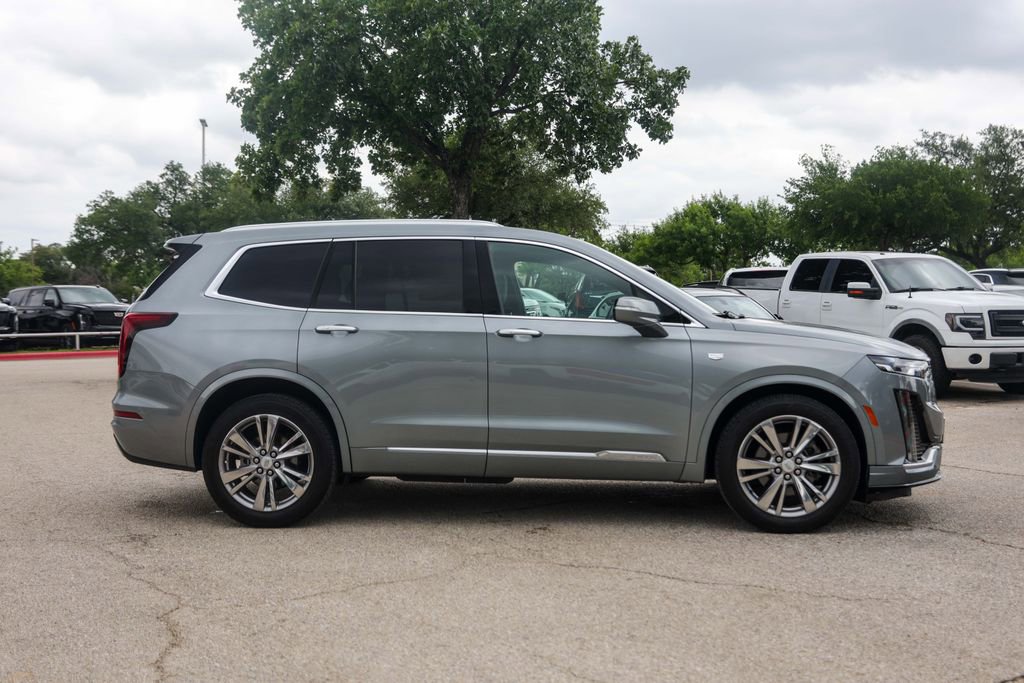 Used 2023 Cadillac XT6 Premium Luxury FWD image 5