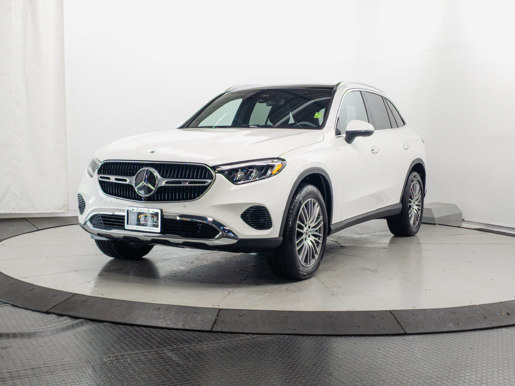 Certified 2026 Mercedes-Benz GLC 300 4MATIC image 3