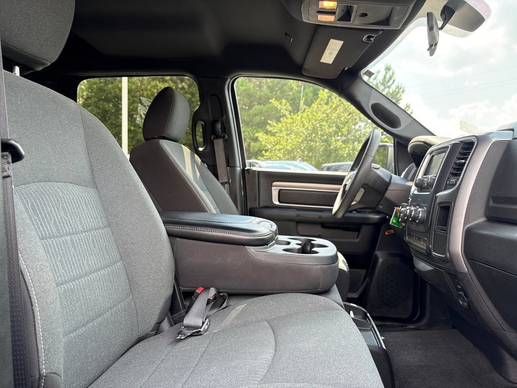 Used 2024 RAM 1500 Warlock RWD image 27