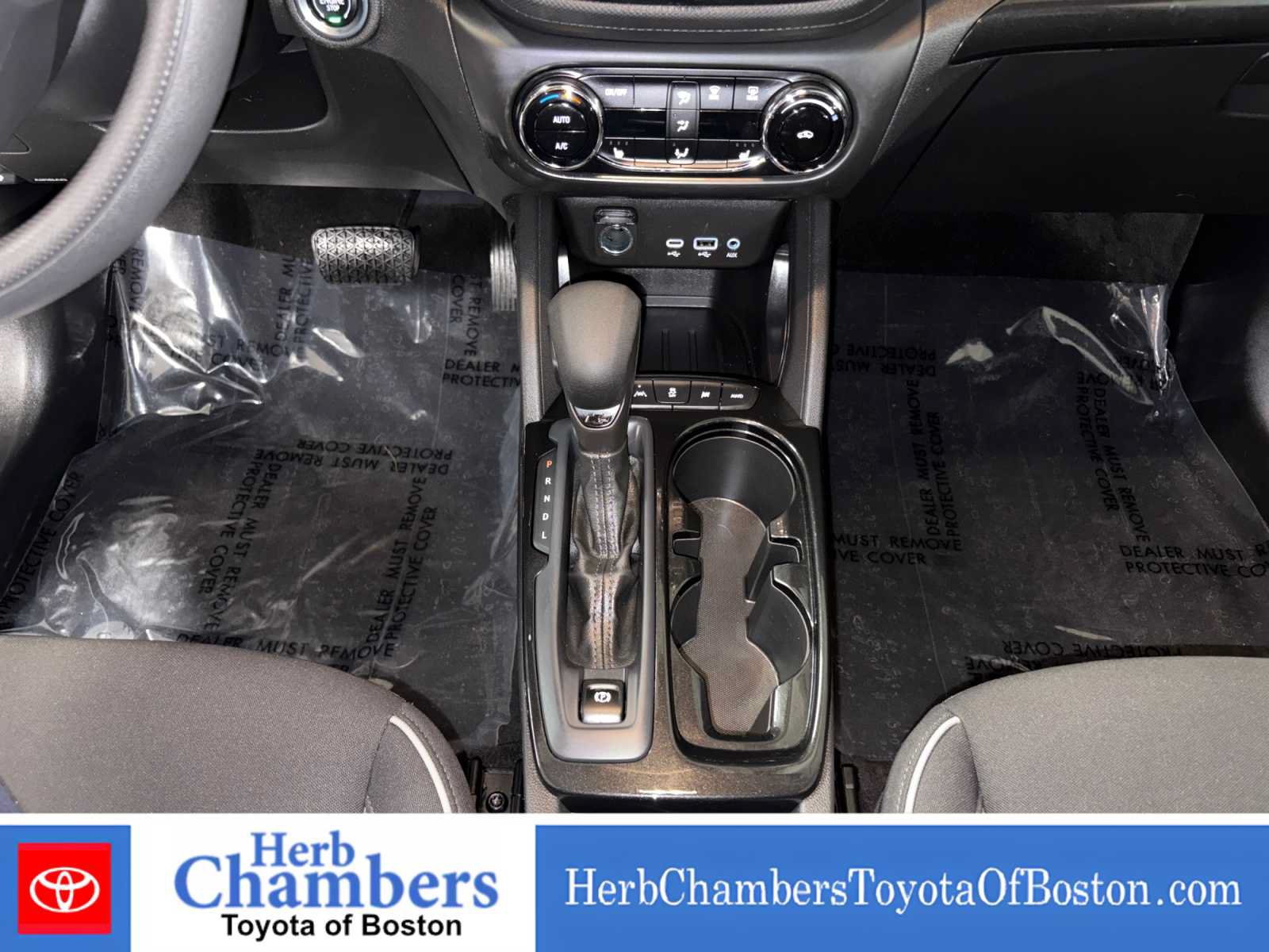 Used 2023 Chevrolet TrailBlazer LT w/ Convenience Package AWD/4WD image 16