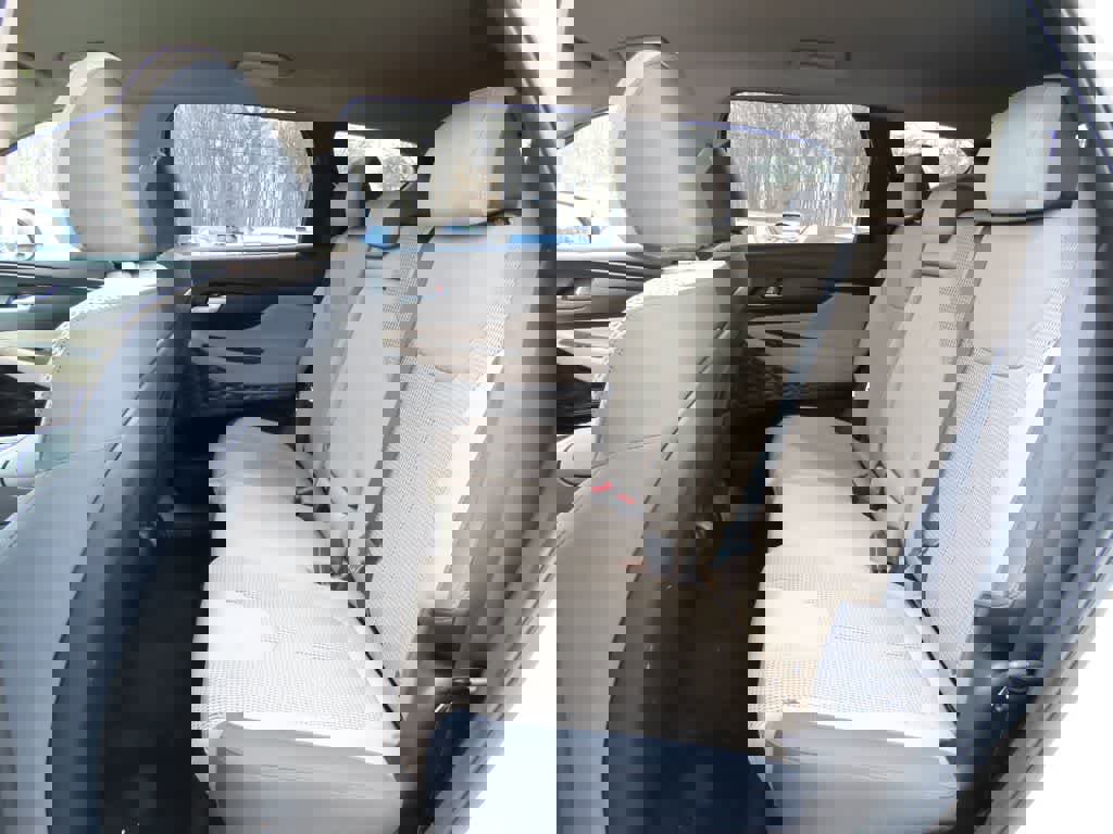 Used 2022 Hyundai Santa Fe SE image 15