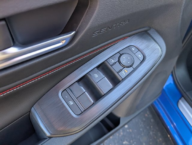 New 2027 Nissan Sentra SR w/ Floor Mat Package FWD image 11