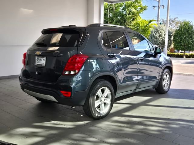 Certified 2022 Chevrolet Trax LT w/ LT Convenience Package image 7