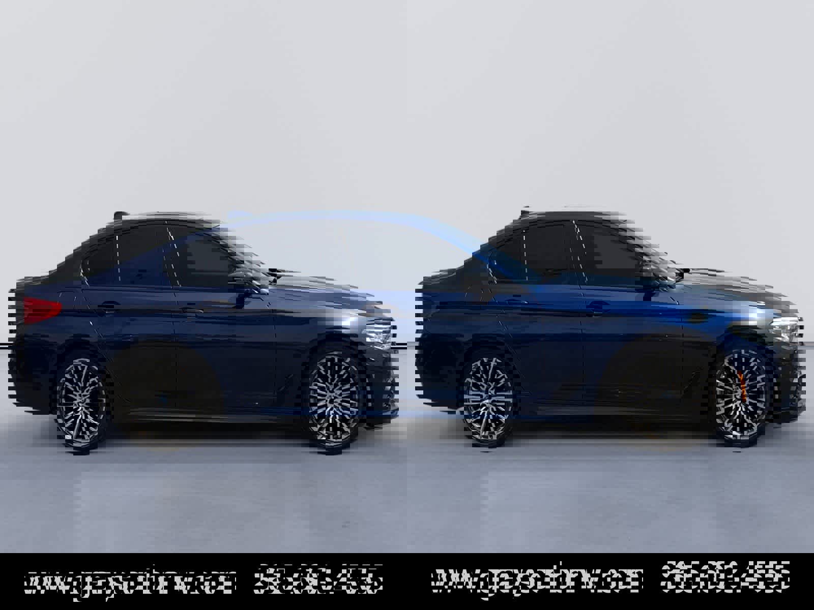 Used 2019 BMW M550i xDrive image 2