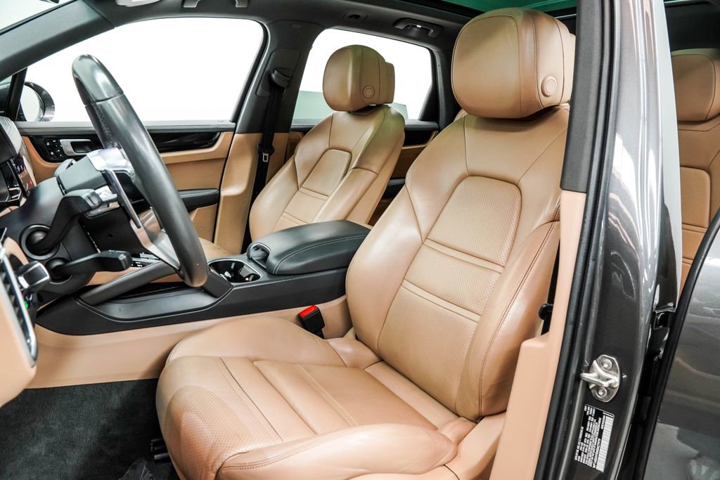 Used 2021 Porsche Cayenne S image 15