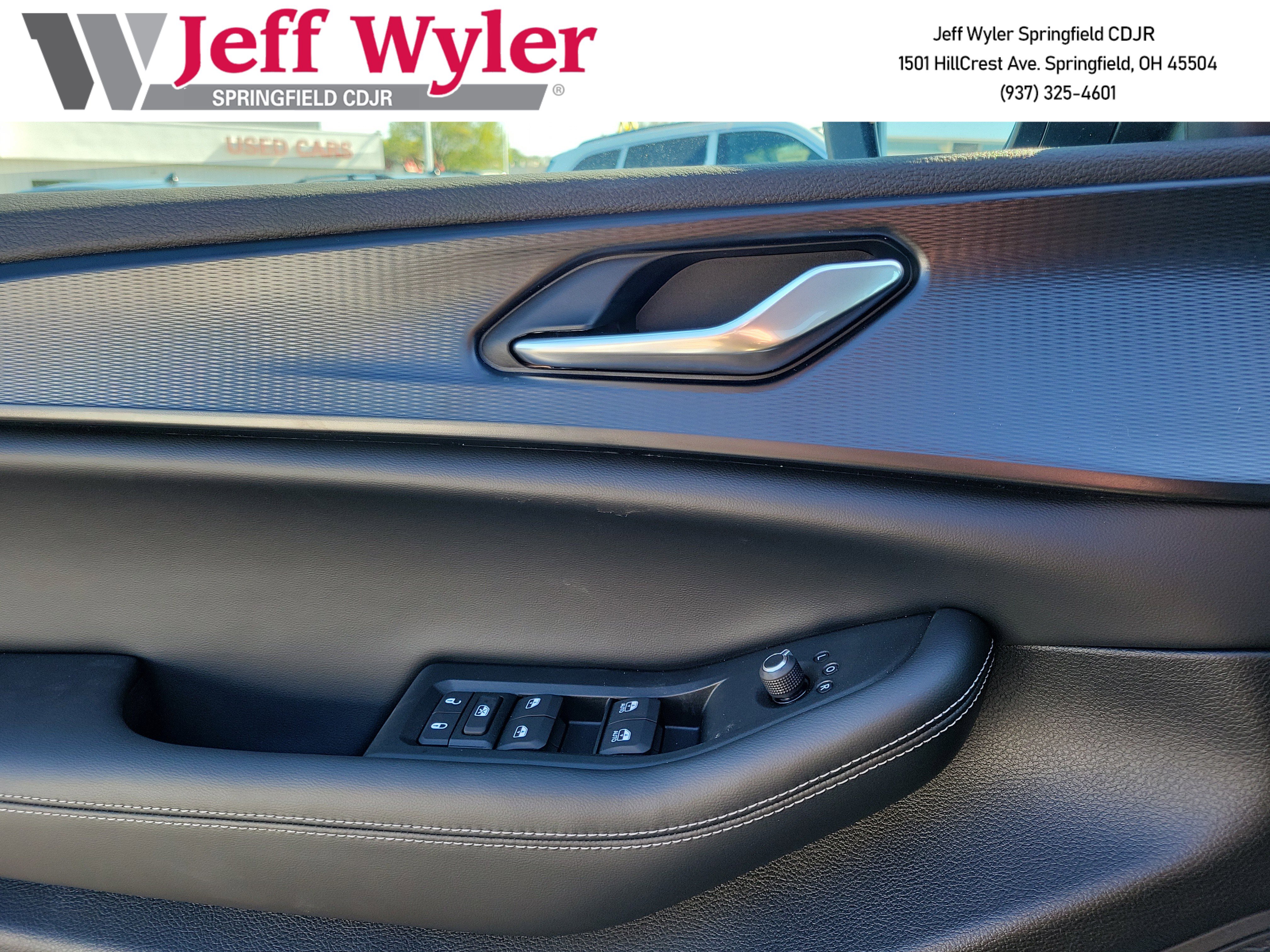 New 2026 Jeep Grand Cherokee Laredo image 14