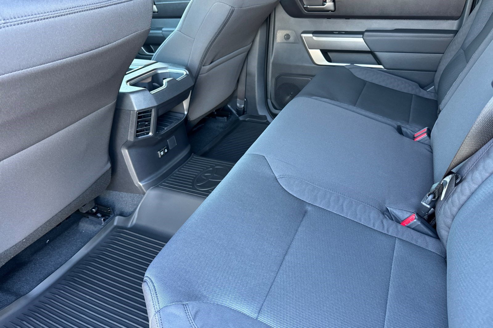 New 2026 Toyota Tundra SR5 AWD/4WD image 22