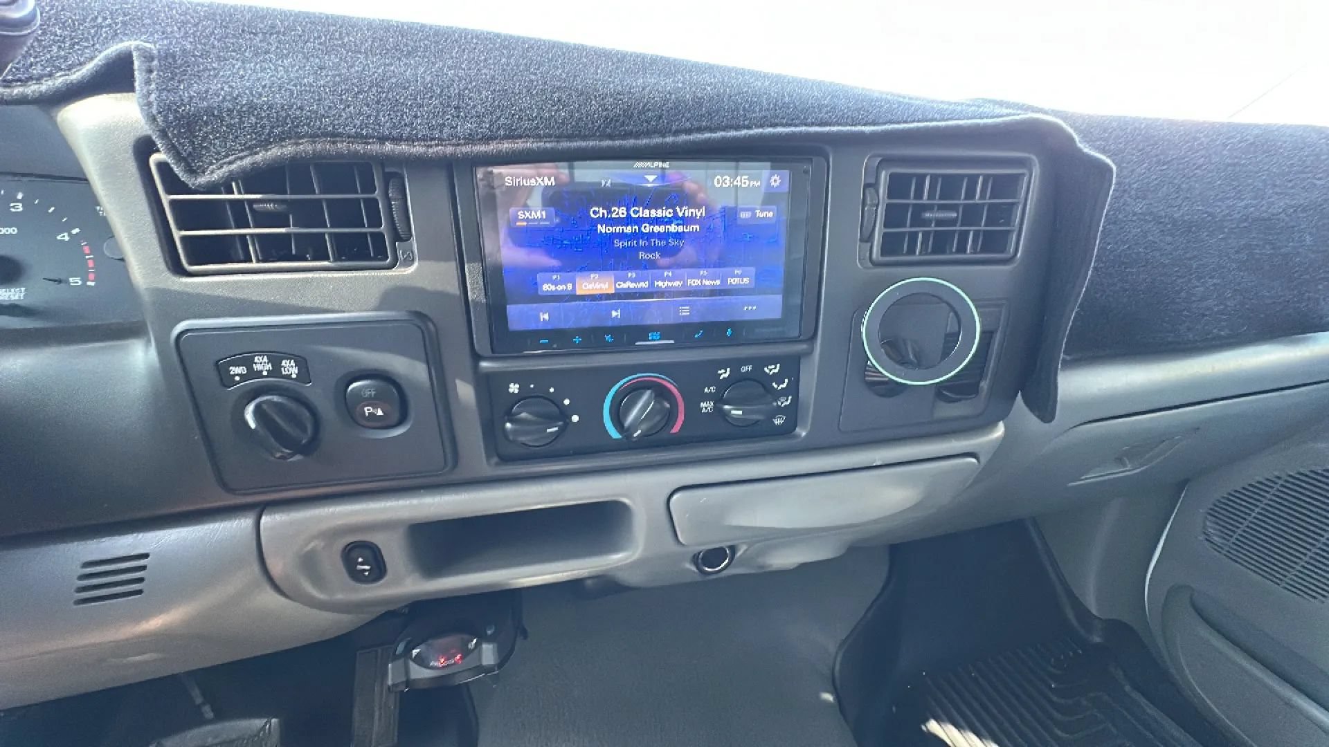 Used 2004 Ford F250 XL AWD/4WD image 16