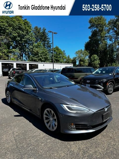 Used 2018 Tesla Model S 100D AWD/4WD video 1