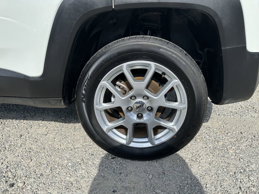 Used 2023 Jeep Renegade Latitude image 20