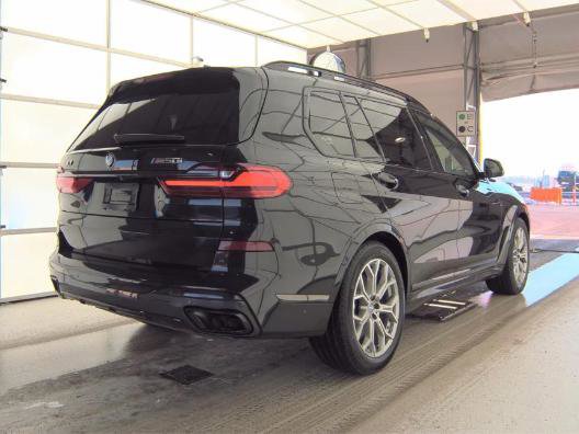 Used 2020 BMW X7 M50i image 3