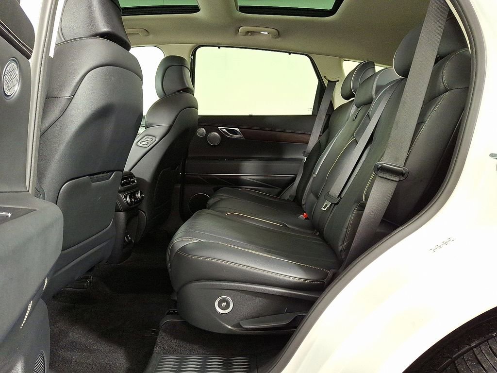 Used 2021 Genesis GV80 3.5T Advanced + w/ Advanced Package 06 image 13