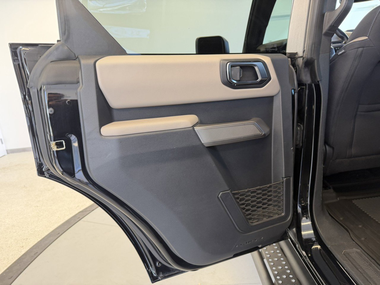 Used 2022 Ford Bronco Wildtrak image 35