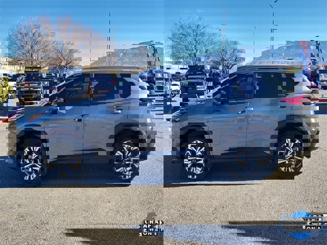 Certified 2023 Nissan Rogue SV w/ SV Premium B Package image 7