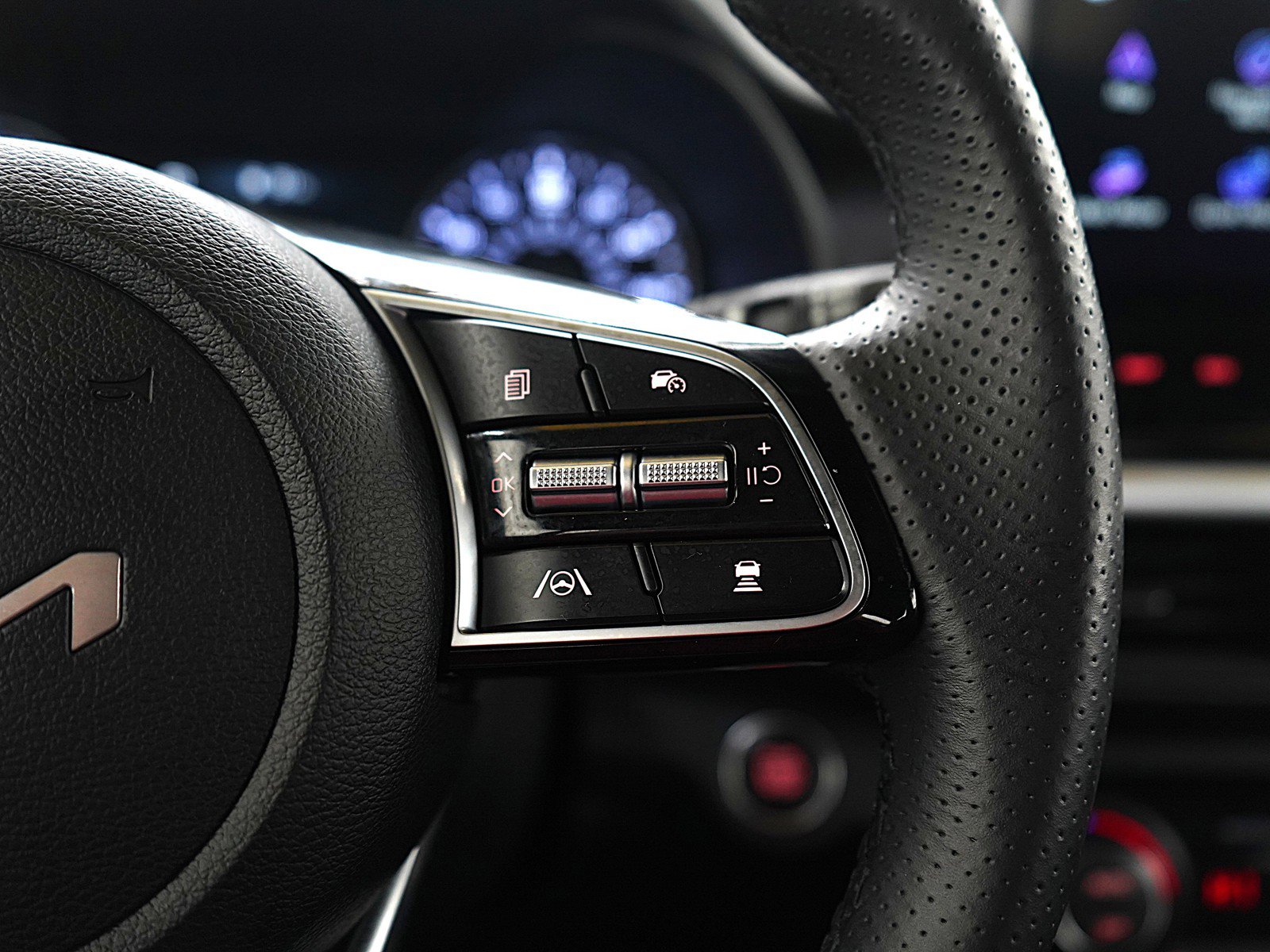 Used 2024 Kia Forte GT-Line image 28