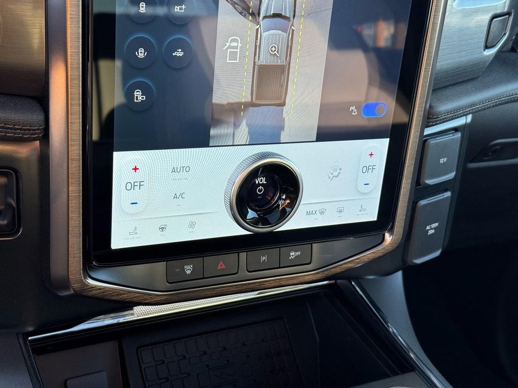 New 2025 Ford F150 Lightning Lariat image 19