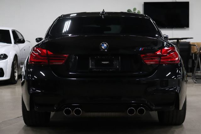 Used 2018 BMW M4 Coupe RWD image 4