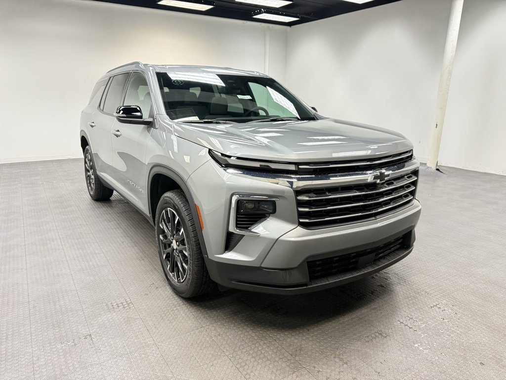 New 2026 Chevrolet Traverse LT w/ Sun and Wheel Package image 9