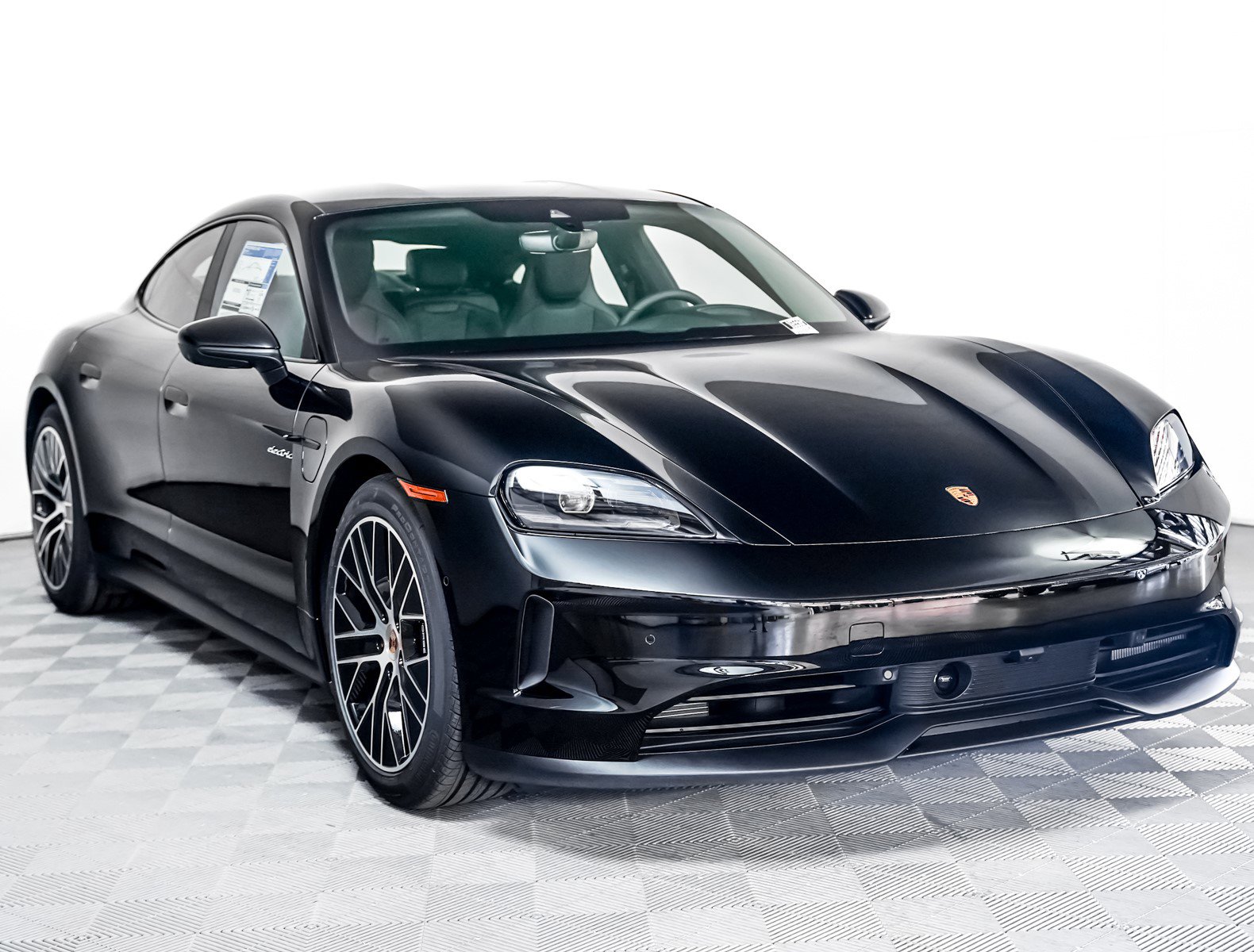 New 2026 Porsche Taycan image 8