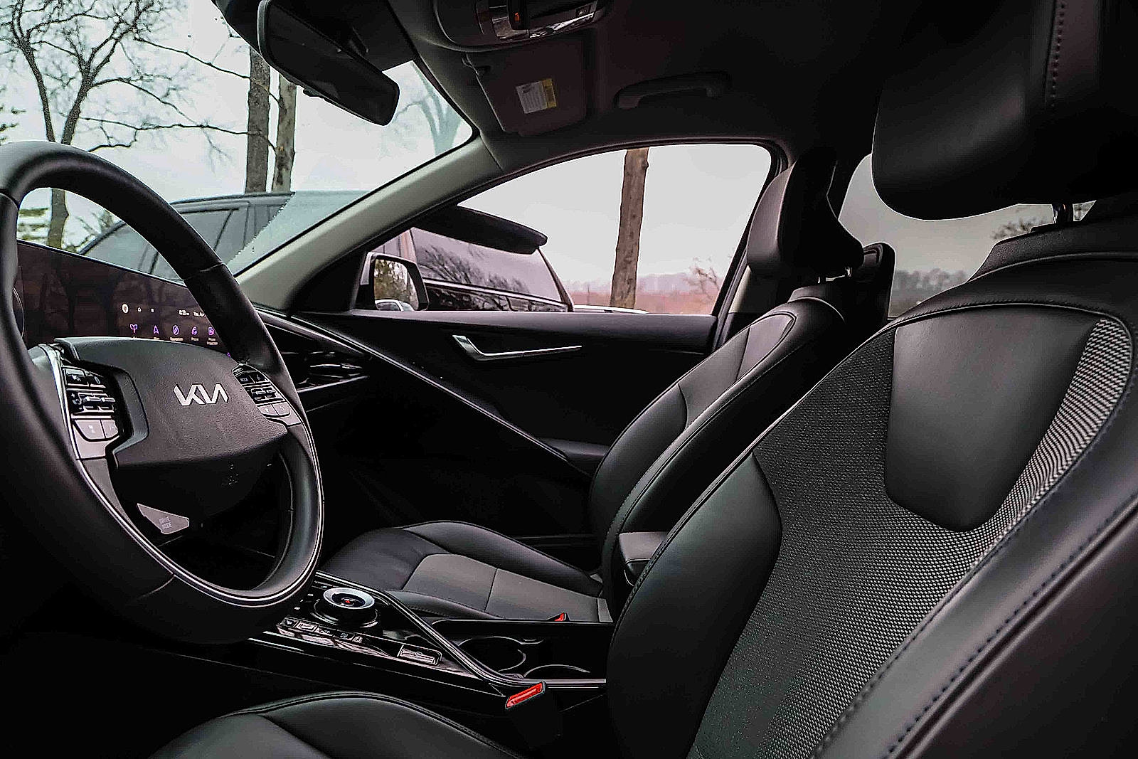 Used 2024 Kia Niro Wind w/ Wind Preserve Package image 8