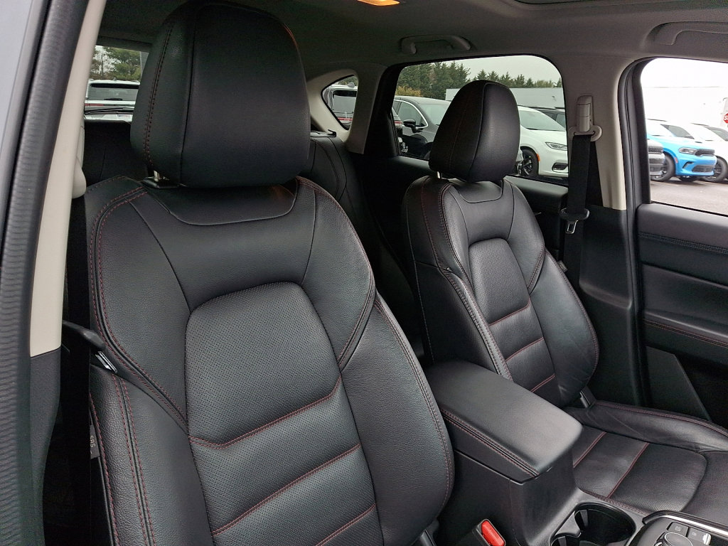 Used 2024 MAZDA CX-5 Carbon Edition image 13