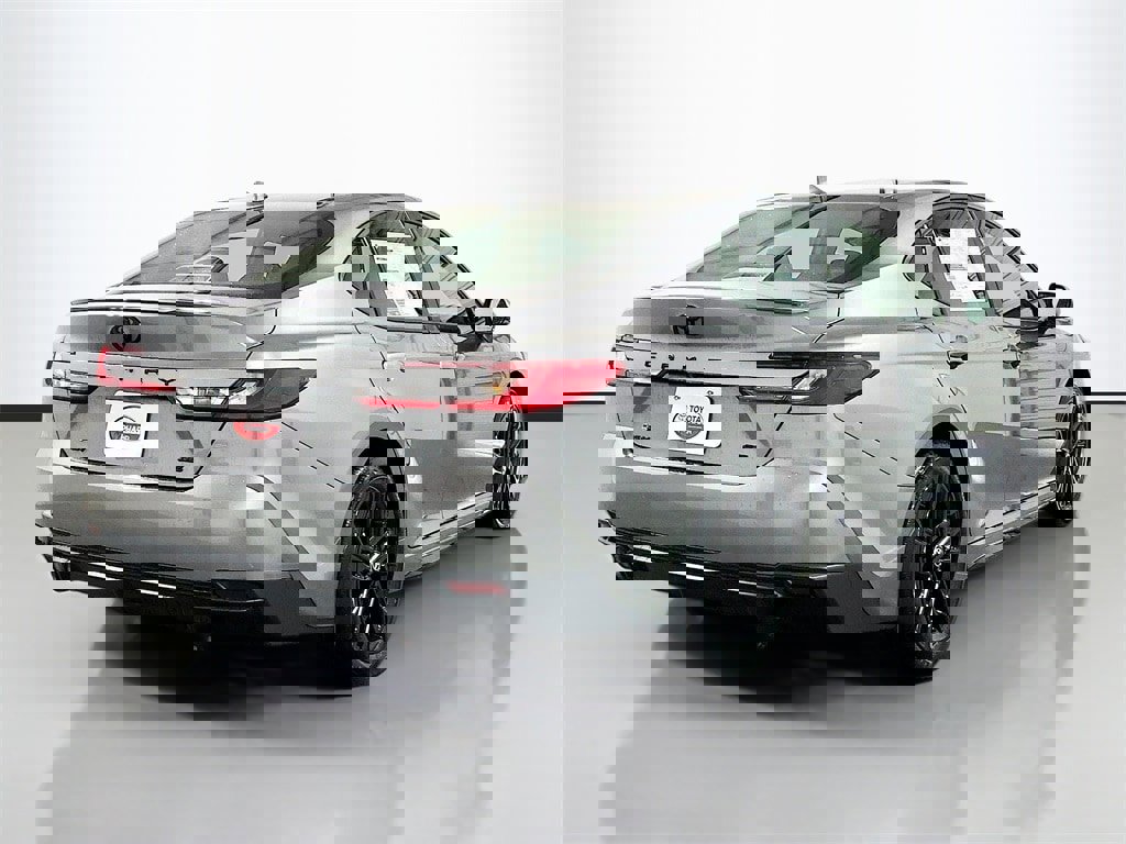 New 2026 Toyota Camry SE image 4