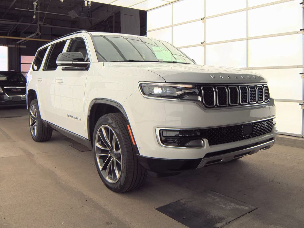 Used 2024 Jeep Wagoneer Series III w/ Premium Group I image 1