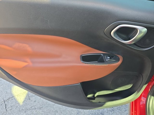 Used 2015 FIAT 500L Trekking image 11