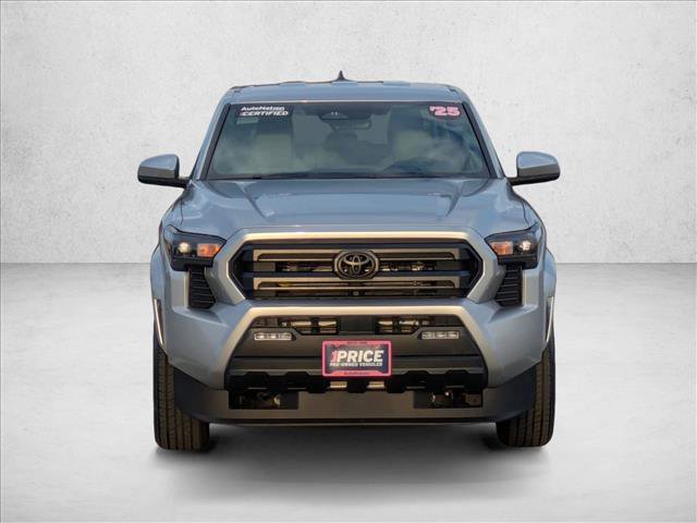 Used 2025 Toyota Tacoma SR5 image 2