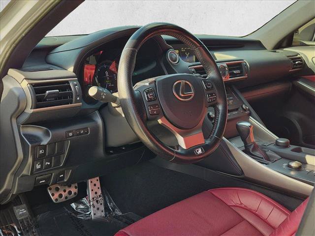 Used 2020 Lexus IS 350 F Sport w/ F Sport Package RWD image 9