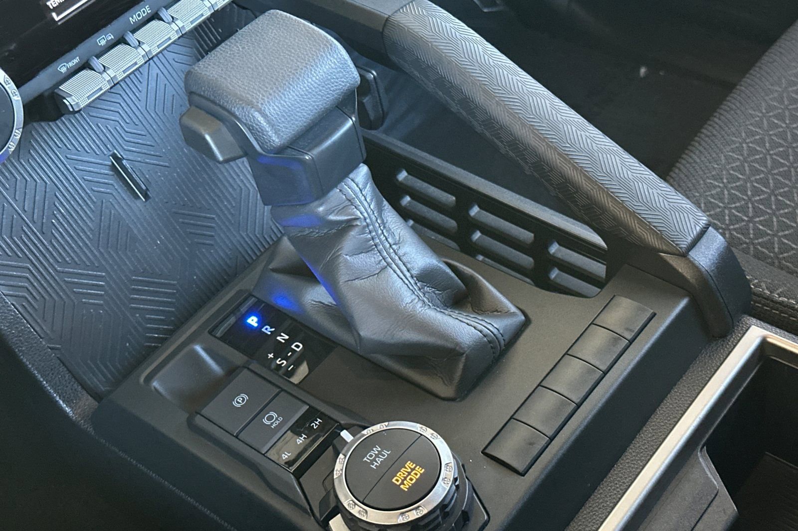 Certified 2025 Toyota 4Runner SR5 image 26