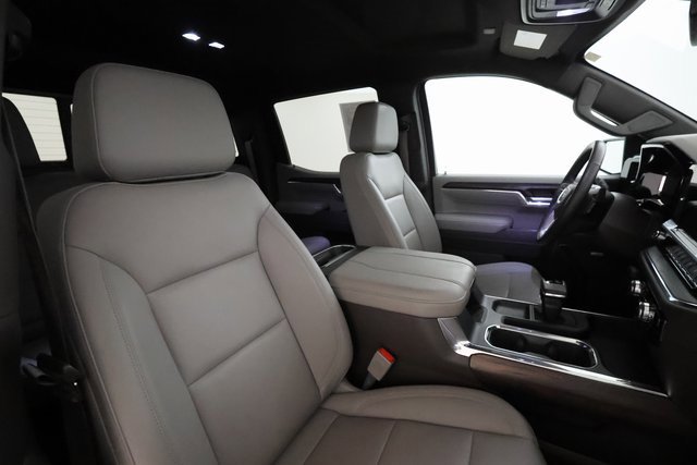 Used 2023 GMC Sierra 1500 SLT w/ SLT Premium Plus Package image 24