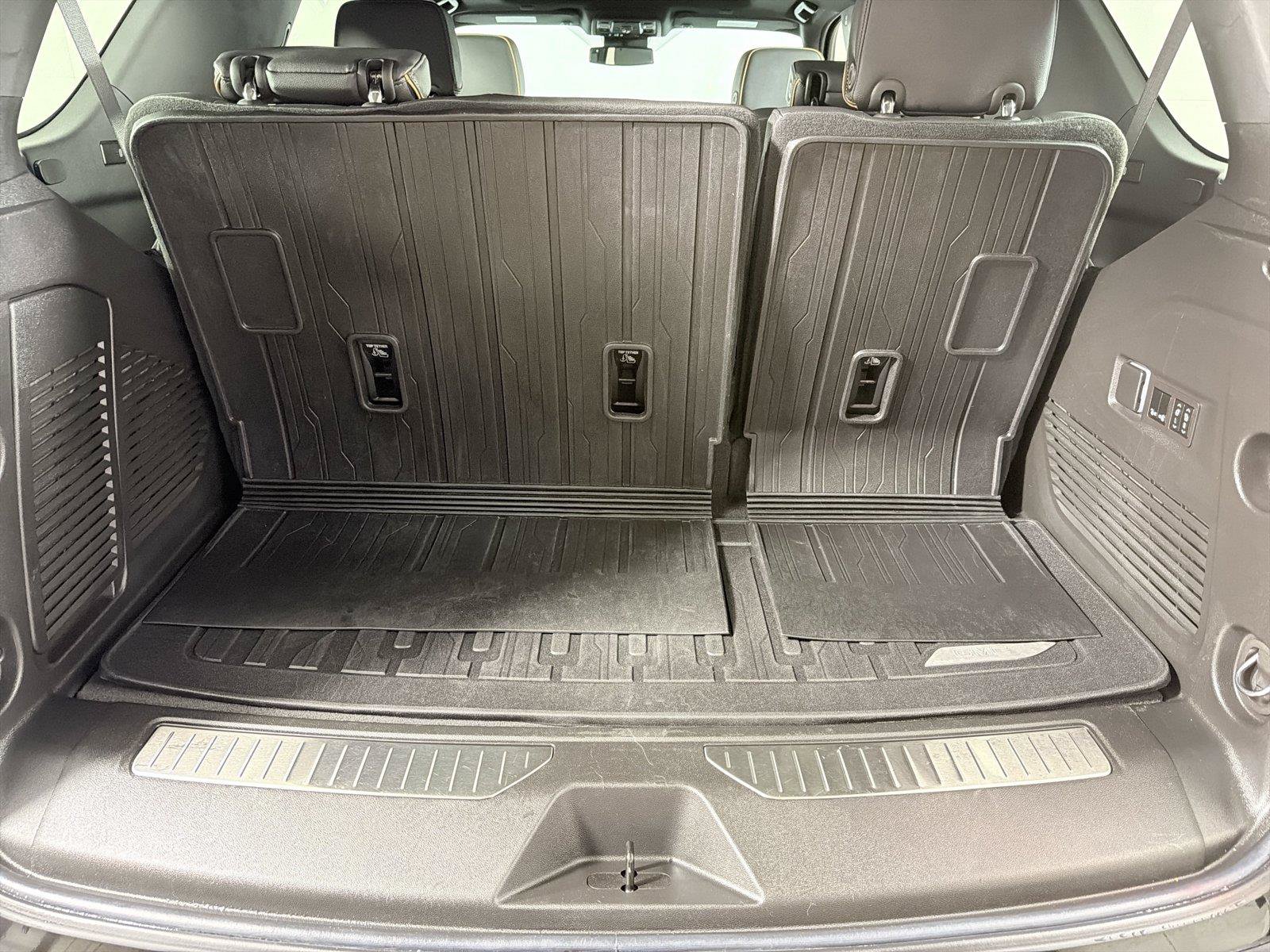 Certified 2023 GMC Yukon AT4 w/ LPO, Floor Liner Package AWD/4WD image 17