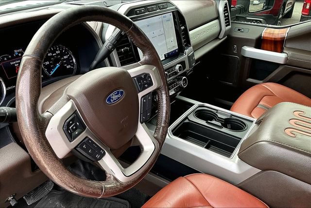 Used 2022 Ford F350 King Ranch w/ King Ranch Ultimate Package AWD/4WD image 12