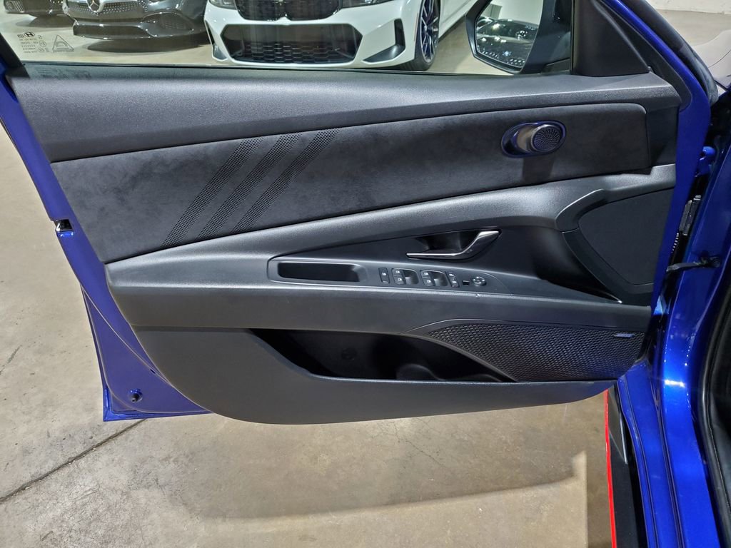 Used 2022 Hyundai Elantra N FWD image 23
