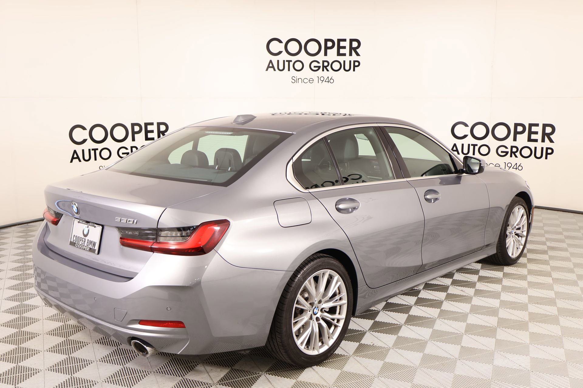 Used 2024 BMW 330i Sedan image 21