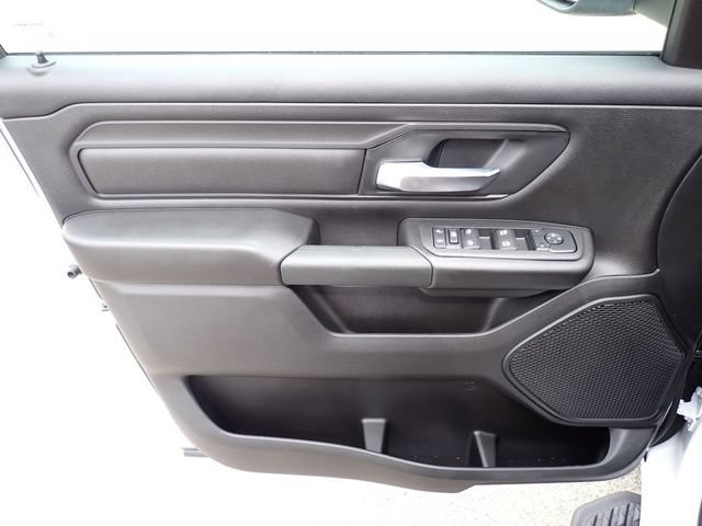 New 2026 RAM 1500 Express AWD/4WD image 17
