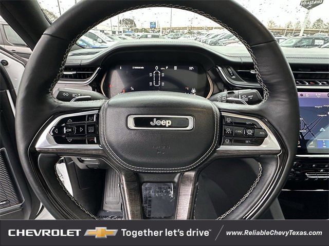 Used 2023 Jeep Grand Cherokee L Overland w/ Advanced Protech Group III image 13