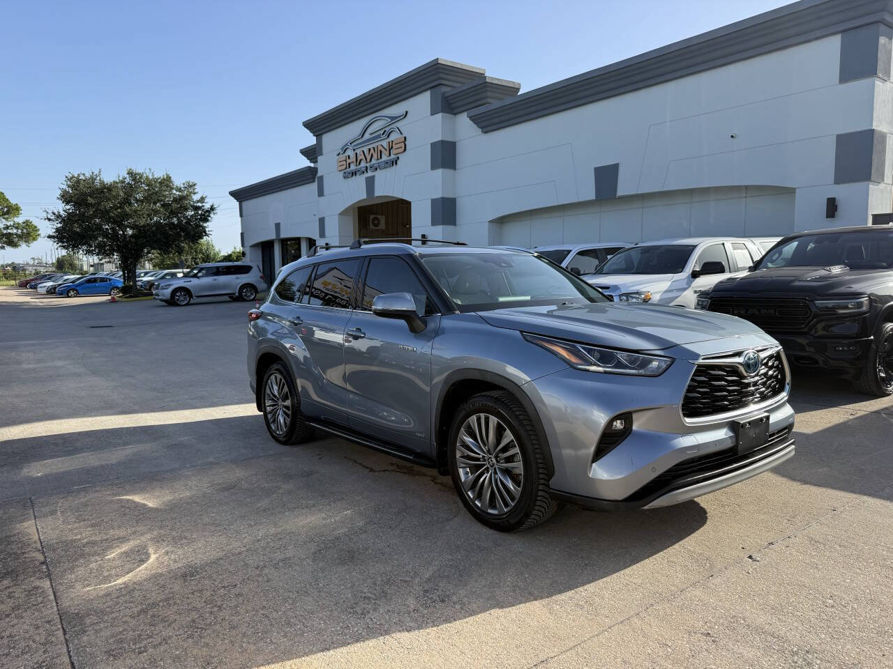 Used 2021 Toyota Highlander Platinum AWD/4WD image 47