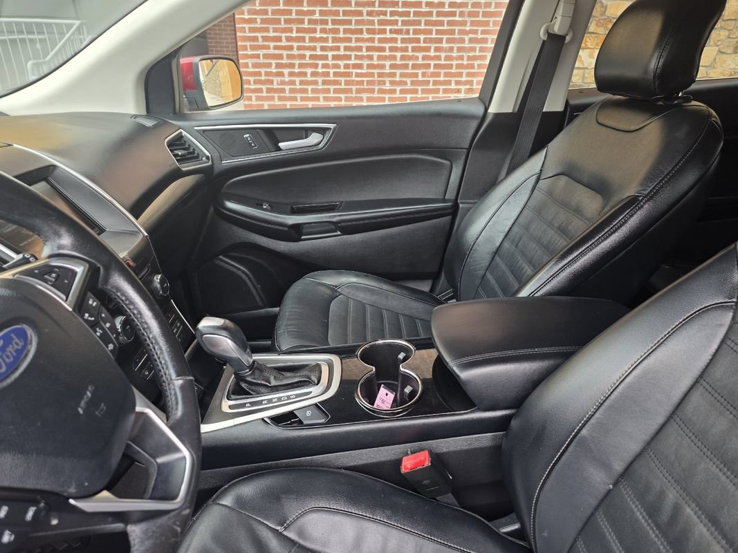 Used 2015 Ford Edge SEL w/ Equipment Group 201A FWD image 12