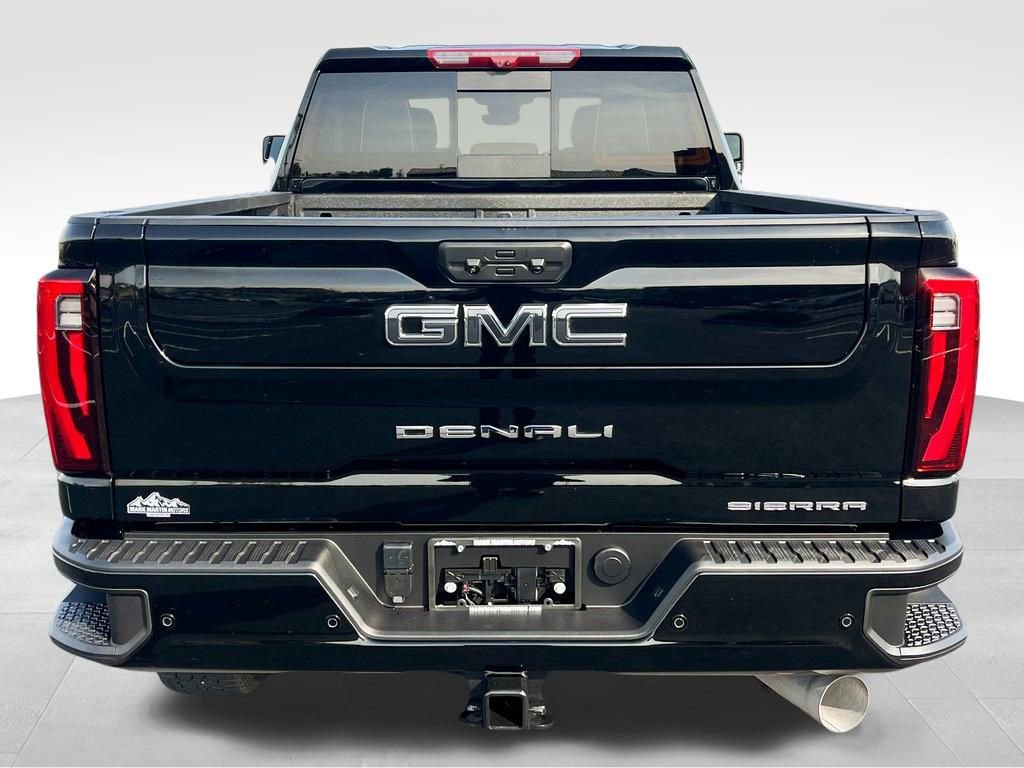 Used 2025 GMC Sierra 3500 Denali Ultimate image 12