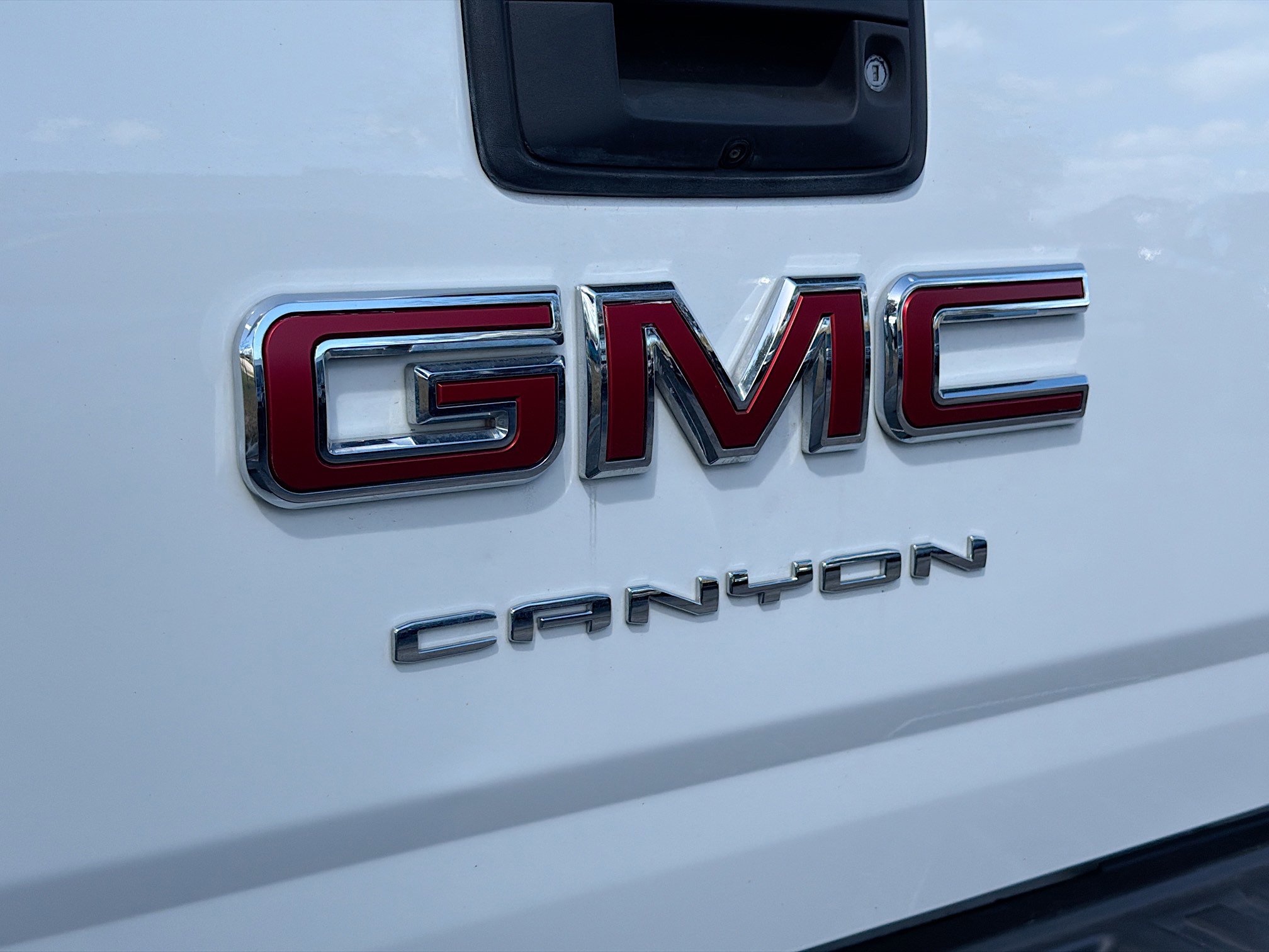 Used 2022 GMC Canyon AT4 w/ Trailering Package image 43